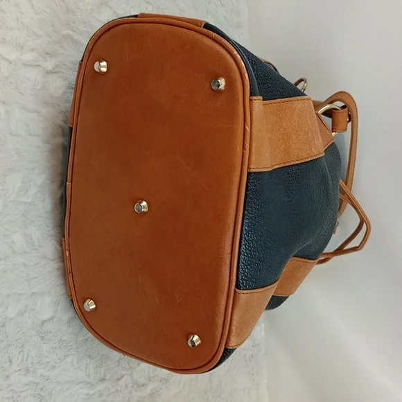 Cristina Italy real leather drawstring bucket bag with strap Black Brown - Picture 8 of 16